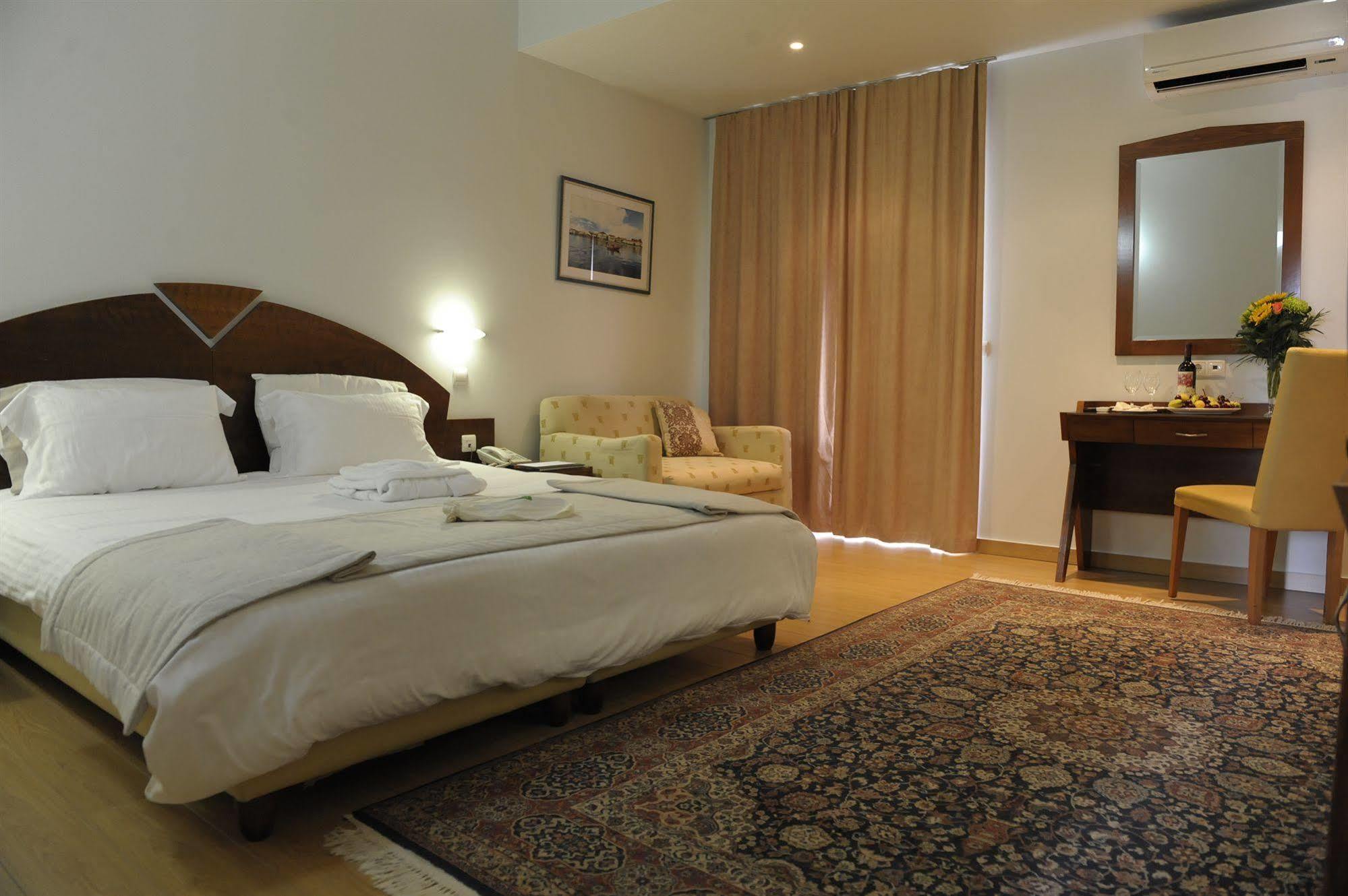 Preveza City Comfort Hotel Extérieur photo